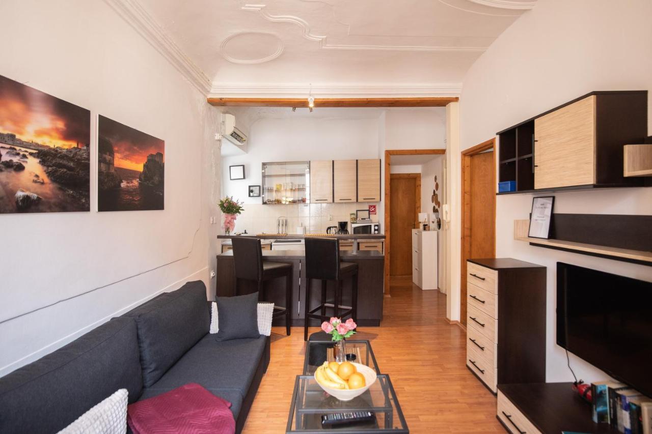 Apartment Mari ดูบรอฟนิก ภายนอก รูปภาพ