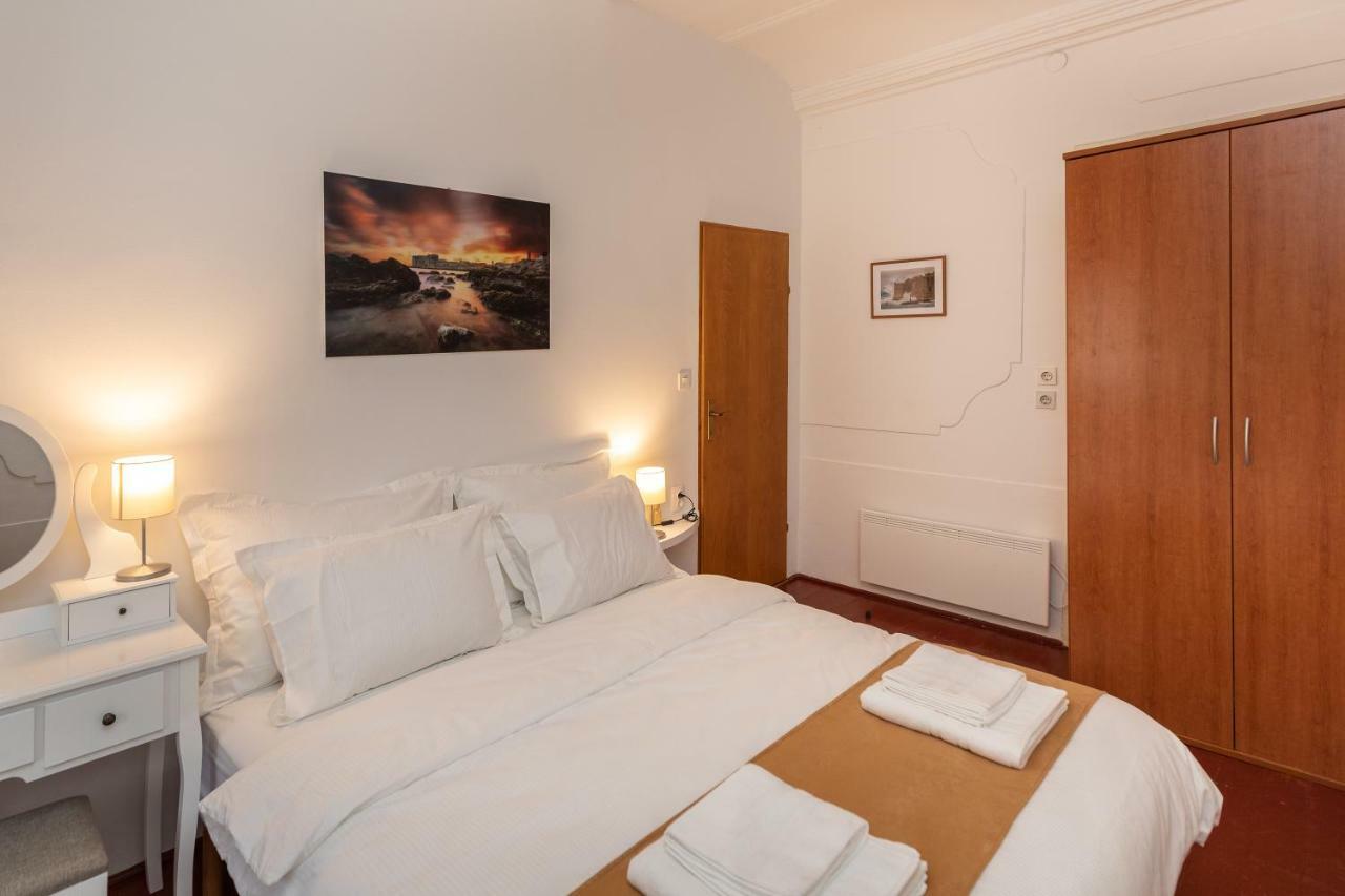 Apartment Mari ดูบรอฟนิก ภายนอก รูปภาพ